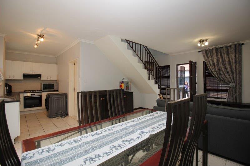 To Let 3 Bedroom Property for Rent in Parklands Western Cape
